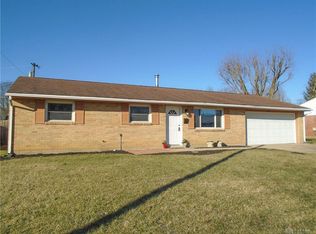 223 Bronwood St, New Lebanon, OH 45345