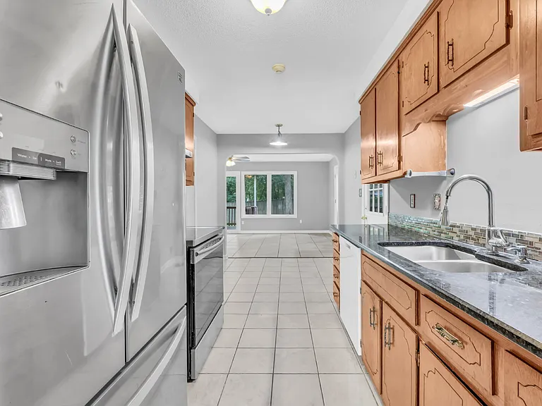 502 Havendale Ct — Photo 11