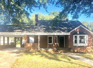 1015 Walnut St, Reidsville, NC 27320