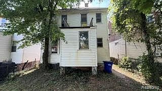 2nd image of 3214 Vicksburg St