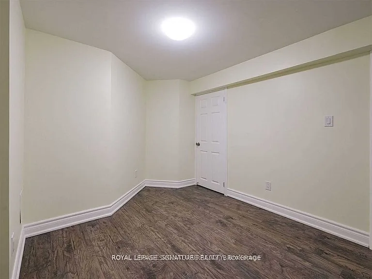 5955 Leeside Cres #BASEMENT — Photo 25