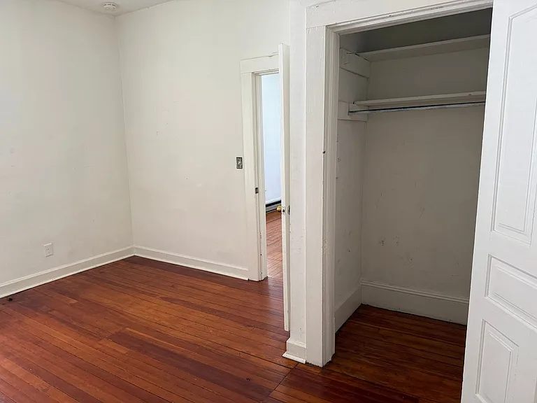 667 Chestnut St #2 — Photo 10