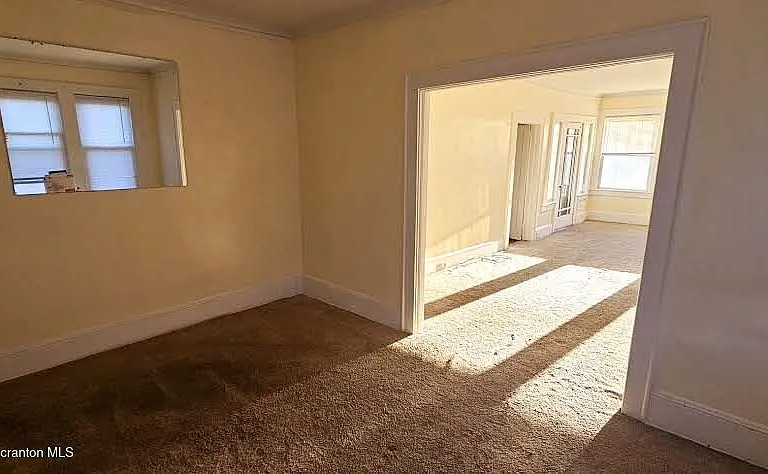 611 Colfax Ave — Photo 5