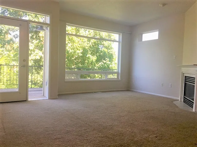 Kentfield Townhomes I & II — Photo 50