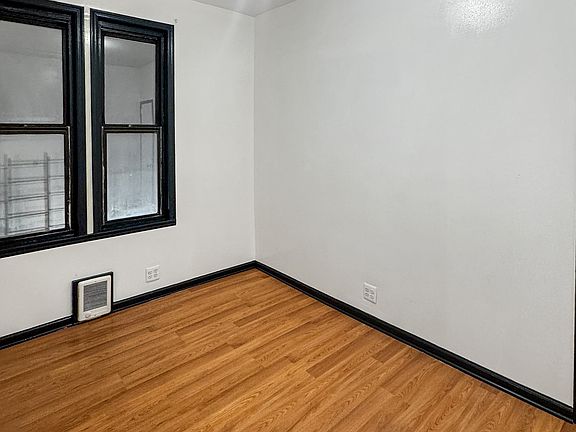 5th image of 639 Manida St #2