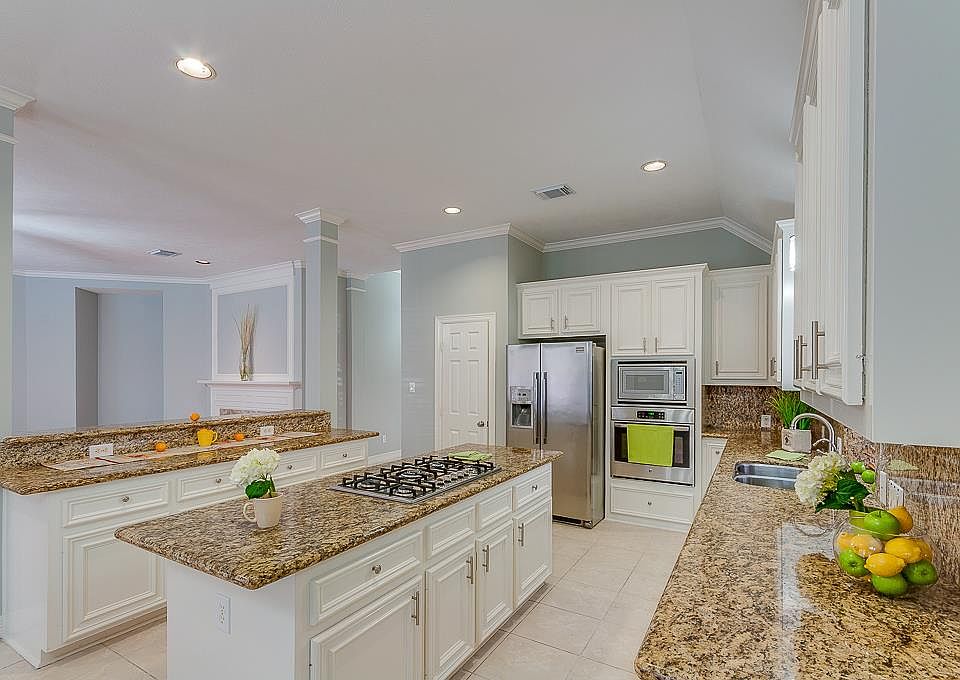 1st image of 2119 Westshore Dr
