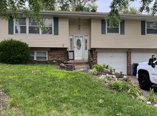 2711 Victoria Ave, Bellevue, NE 68005