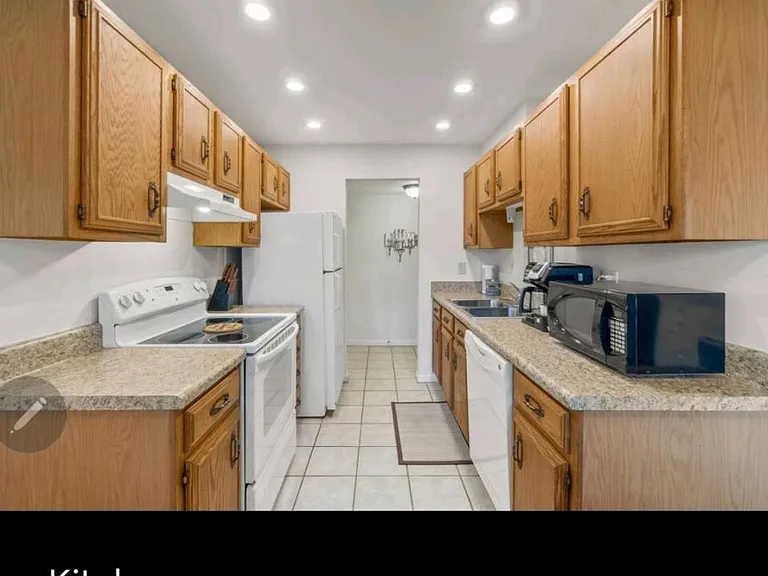 101 Sandpiper Bay #1B — Photo 19