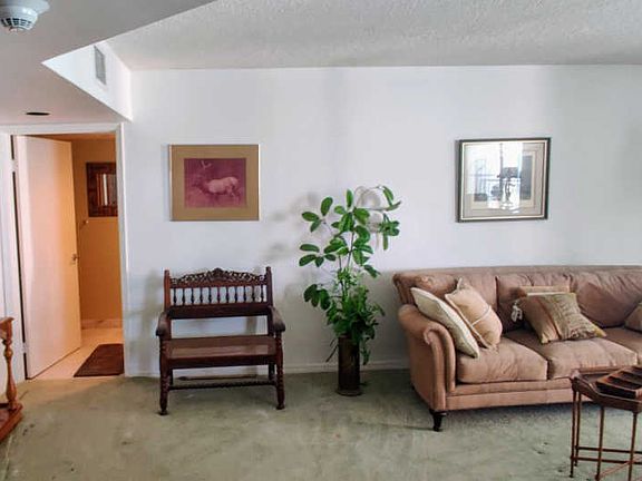 4th image of 16445 Collins Ave APT 722