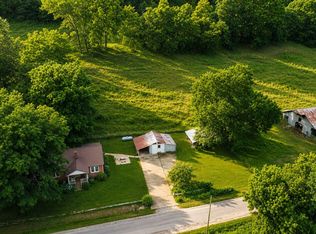 2039 Blackburn Hollow Rd, Cornersville, TN 37047