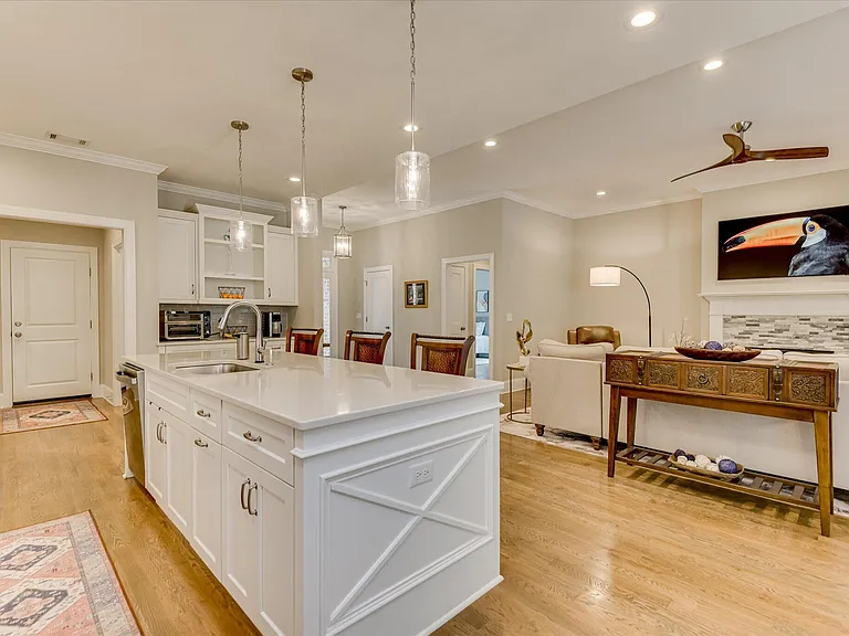 534 Long Shadow Dr — Photo 18