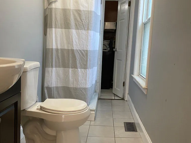 6 Sewall St #1 — Photo 17