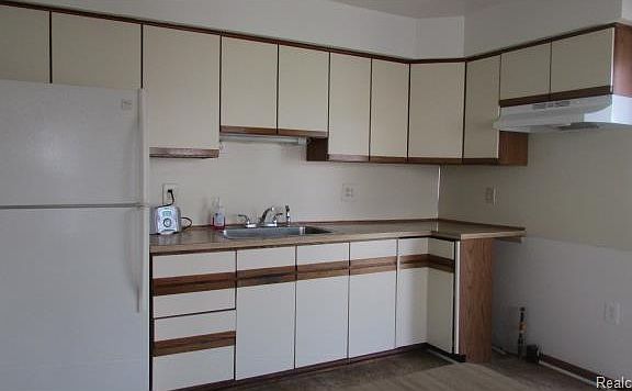2nd image of 42649 Fortner Dr