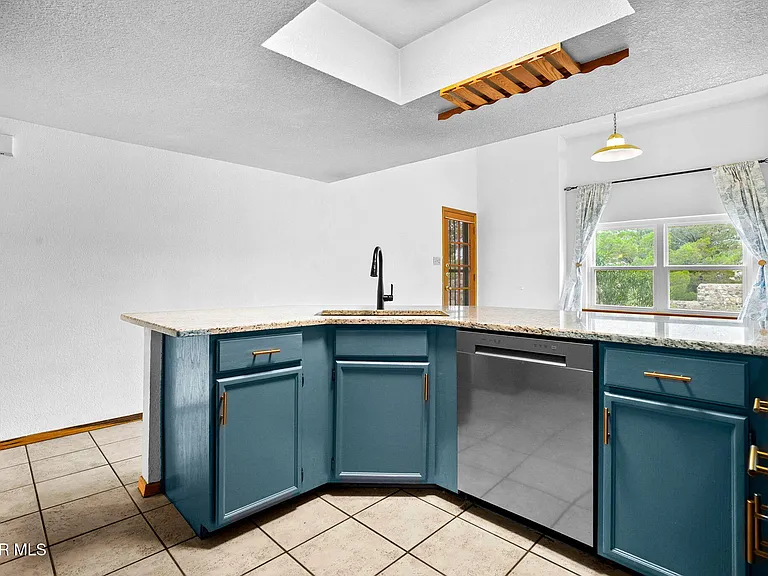 7609 Medano Dr — Photo 9