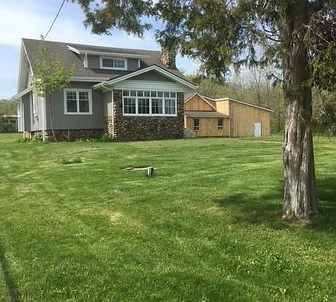 3rd image of 5706 King St