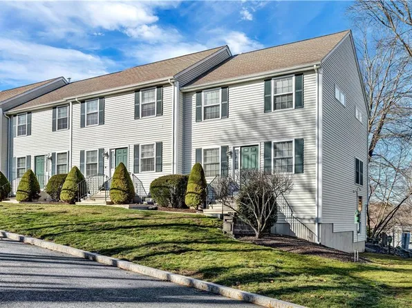 13 Central St Unit 7, Lincoln, RI 02865