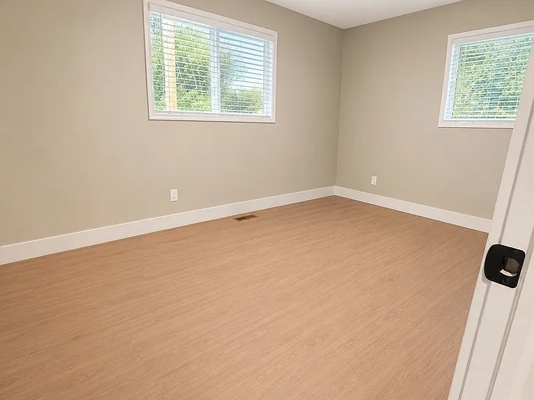 1277 Hallinan Cir — Photo 9