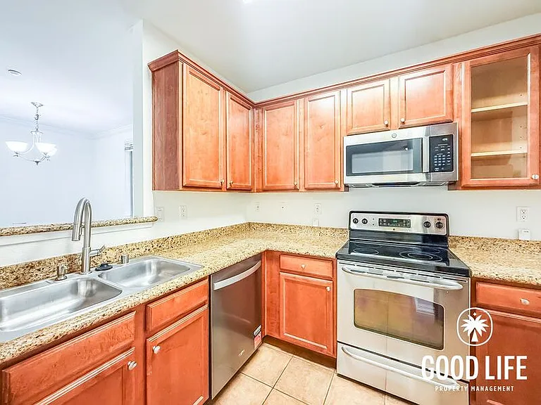 3825 Elijah Ct #326 — Photo 5