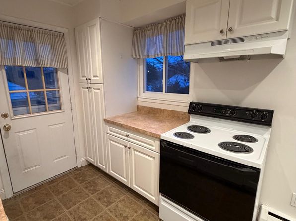 (undisclosed Address)