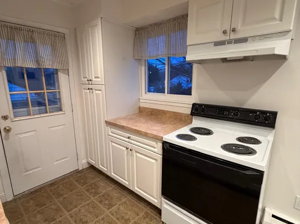 (undisclosed Address), Smithtown, NY 11787