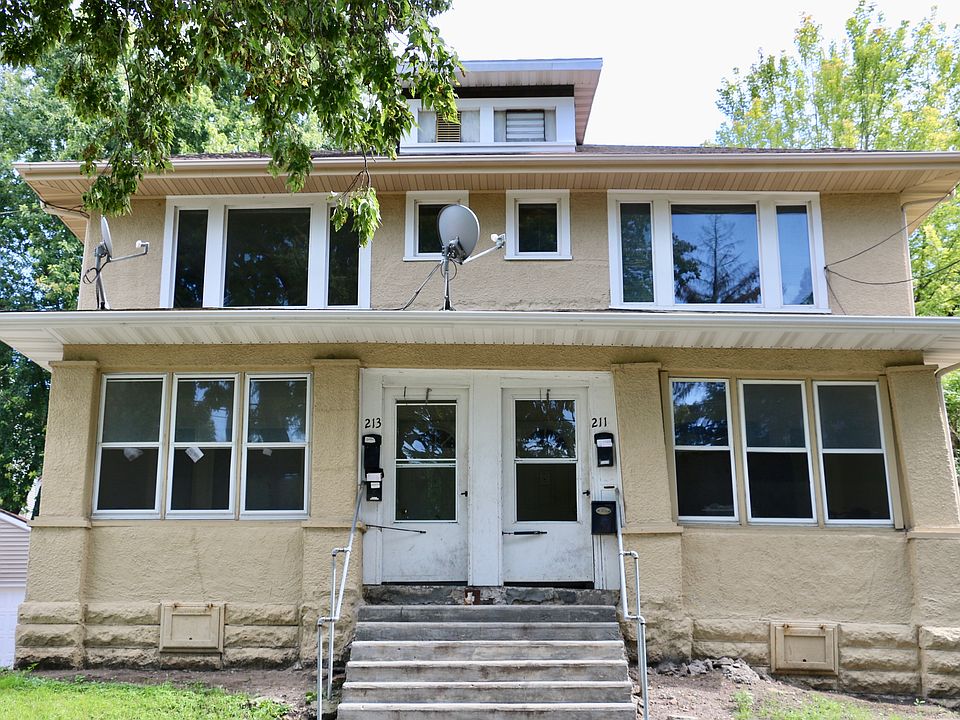 211/213 Washington Ct.
(213 1/2 is upper left apartment)