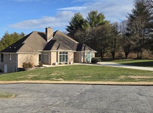 108 Deerfield Ln, Oak Ridge, TN 37830