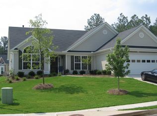 2 Winter Ln, Newnan, GA