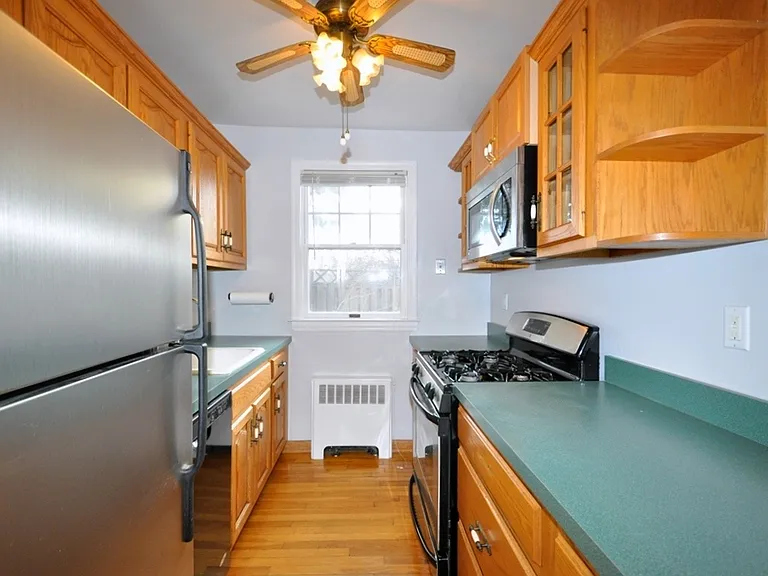 100 Cedar St #A28 — Photo 17