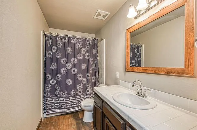 8883 N Barton Ave — Photo 5