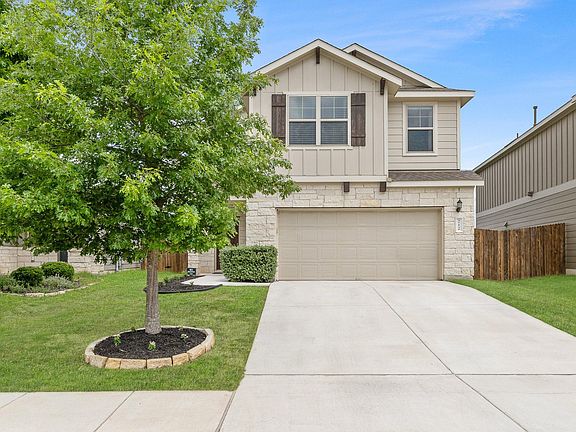 2nd image of 212 Compania Dr
