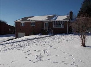 87 Hart St, Houston, PA 15342