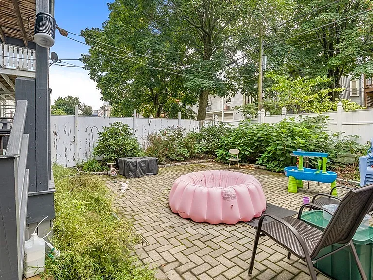 37 Harbor View St #3L — Photo 14