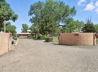 2707 Garner Rd SW, Albuquerque, NM 87105