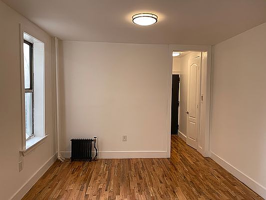 2nd image of 2100 Beekman Pl #2N