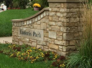 2772 N Carlton Pl, Milwaukee, WI 53210