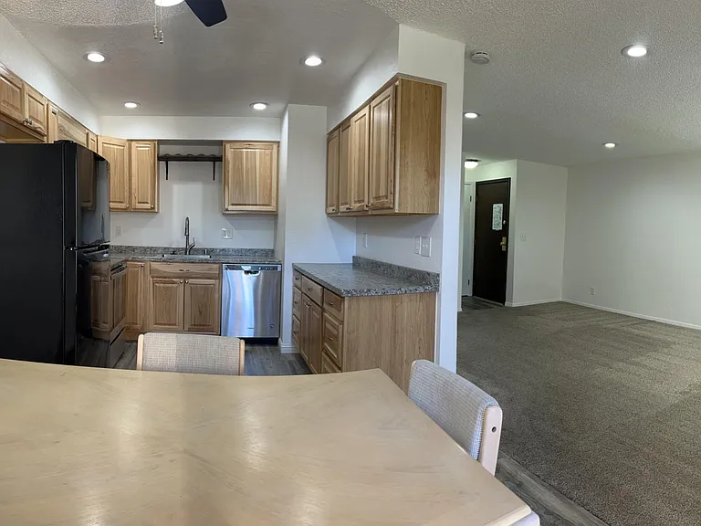 3121 W Hood Ave #G205 — Photo 1
