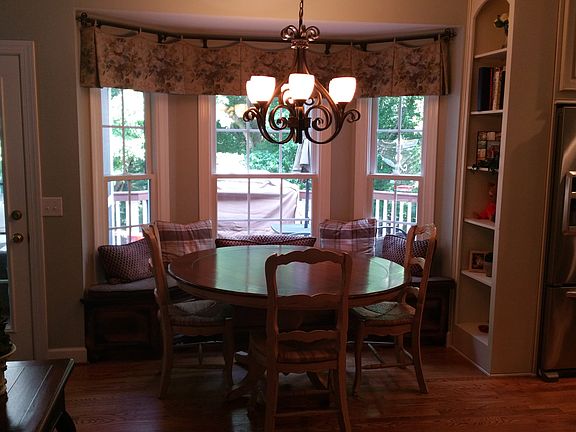 2nd image of 8602 Dillingham Ct