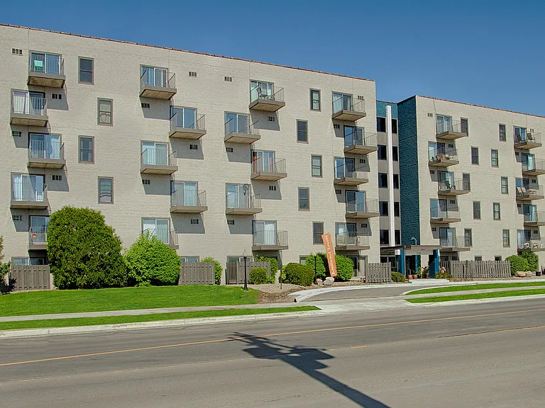 ReNew Knollwood East — Photo 10