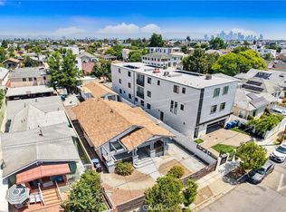 1575 W 37th St, Los Angeles, CA 90018