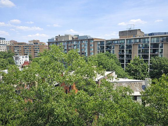 4th image of 1260 21st St NW APT 913