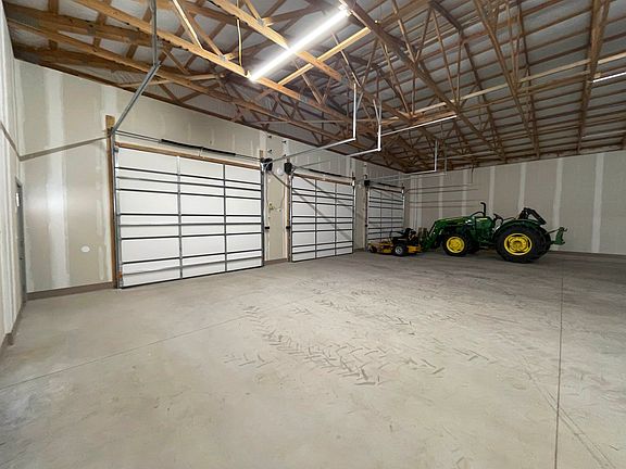 5th image of 26631 51st Rd