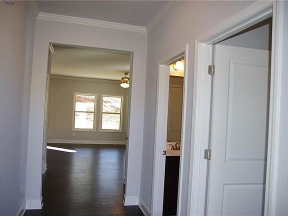 3rd image of 4633 Brayden Dr