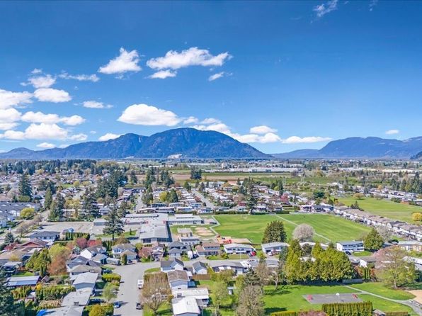 6050 Glenmore Dr, Chilliwack, BC V2R 2H5