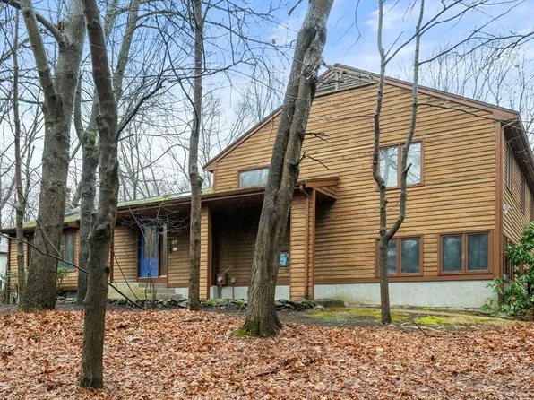 37 Castle Dr, Sharon, MA 02067