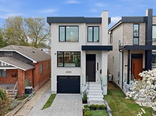 10 Leroy Ave, Toronto, ON M4J 4G7