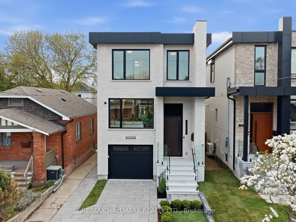 10 Leroy Ave, Toronto, ON M4J 4G7