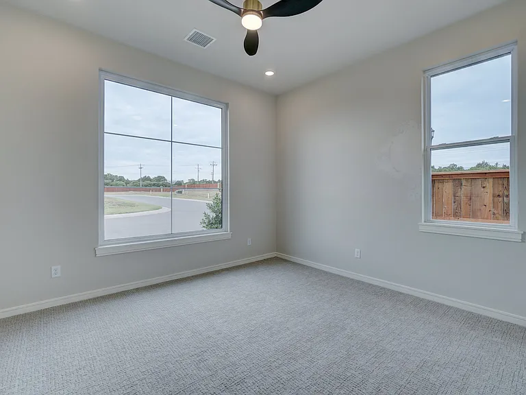4016 Stone Hill Ln — Photo 12