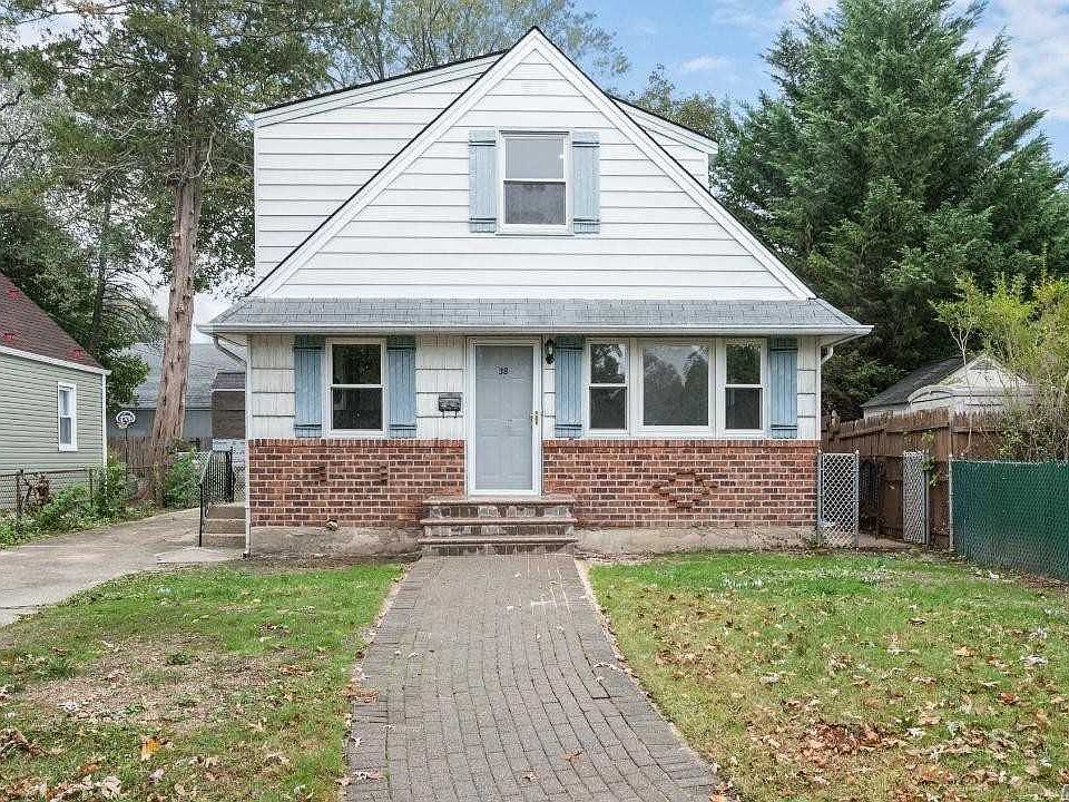 1st image of 38 Schmacher Dr