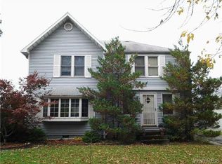 631 75th St, Niagara Falls, NY 14304