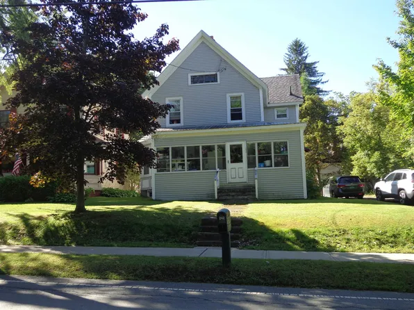 242 Caswell Avenue, Derby, VT 05830